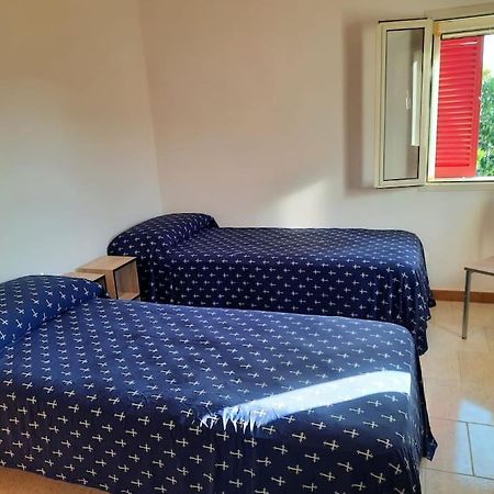 Appartamento In Villa Con Pineta 莱波拉诺 外观 照片