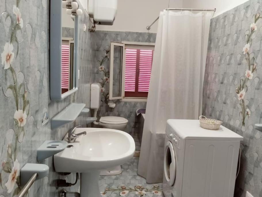 Appartamento In Villa Con Pineta 莱波拉诺 外观 照片